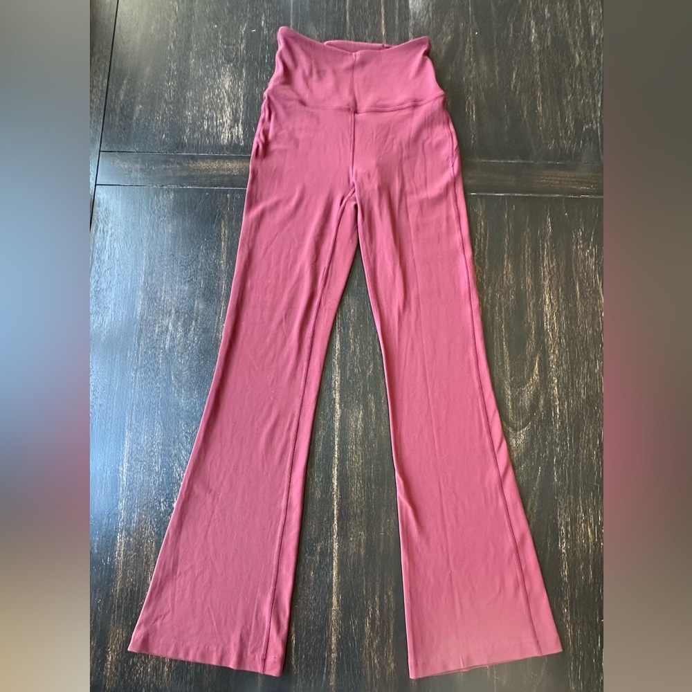 Lululemon Groove Nulu Deep Red High-Rise Flared
Pant. Size 2